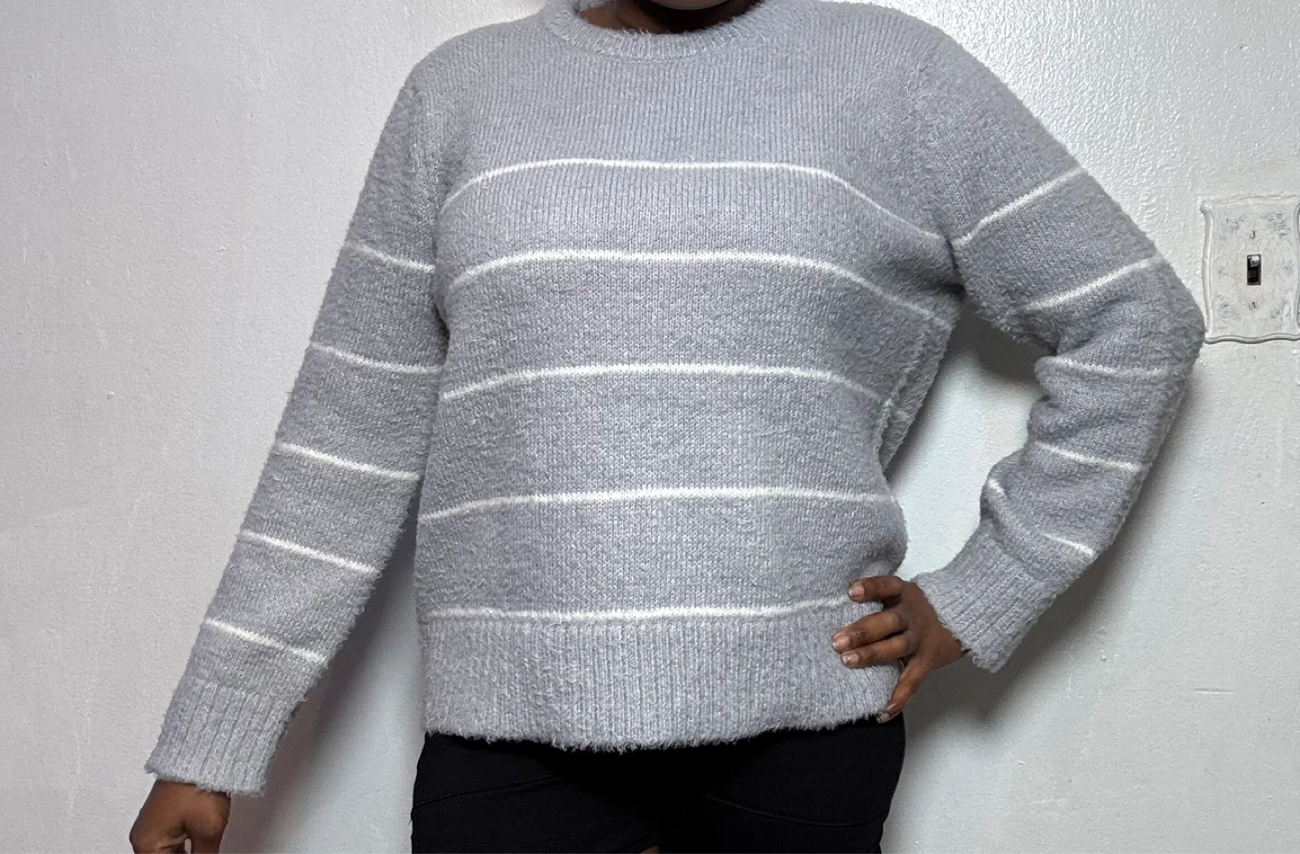 Gray Striped Sweater Size M - photo 3