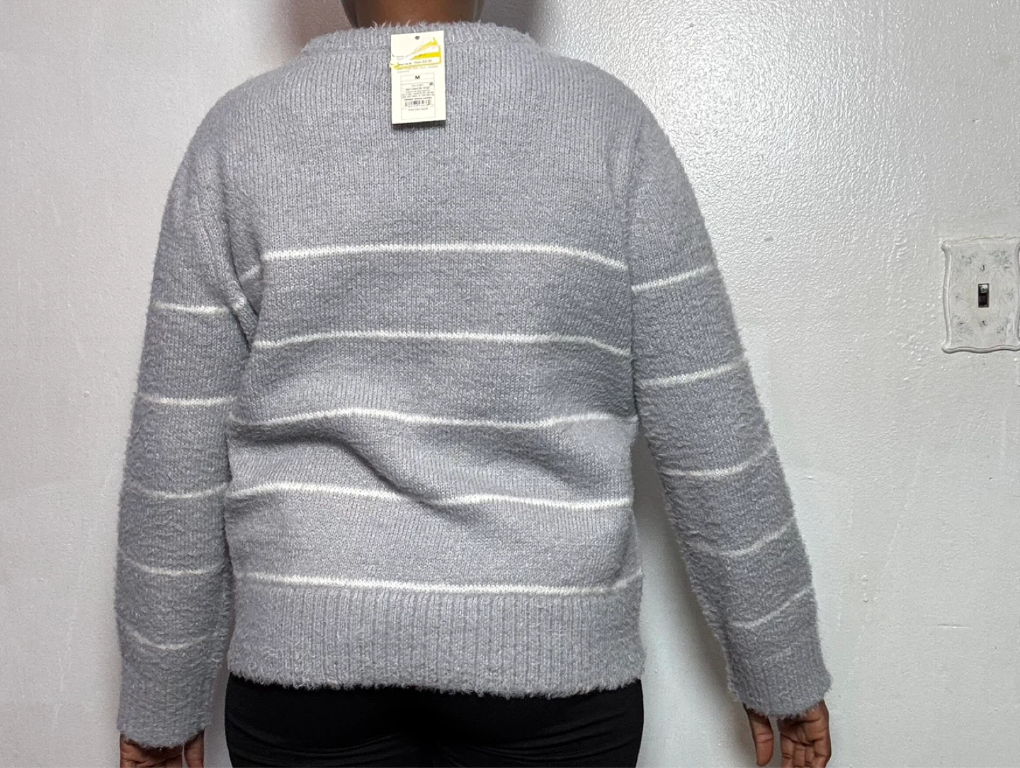 Gray Striped Sweater Size M - photo 4
