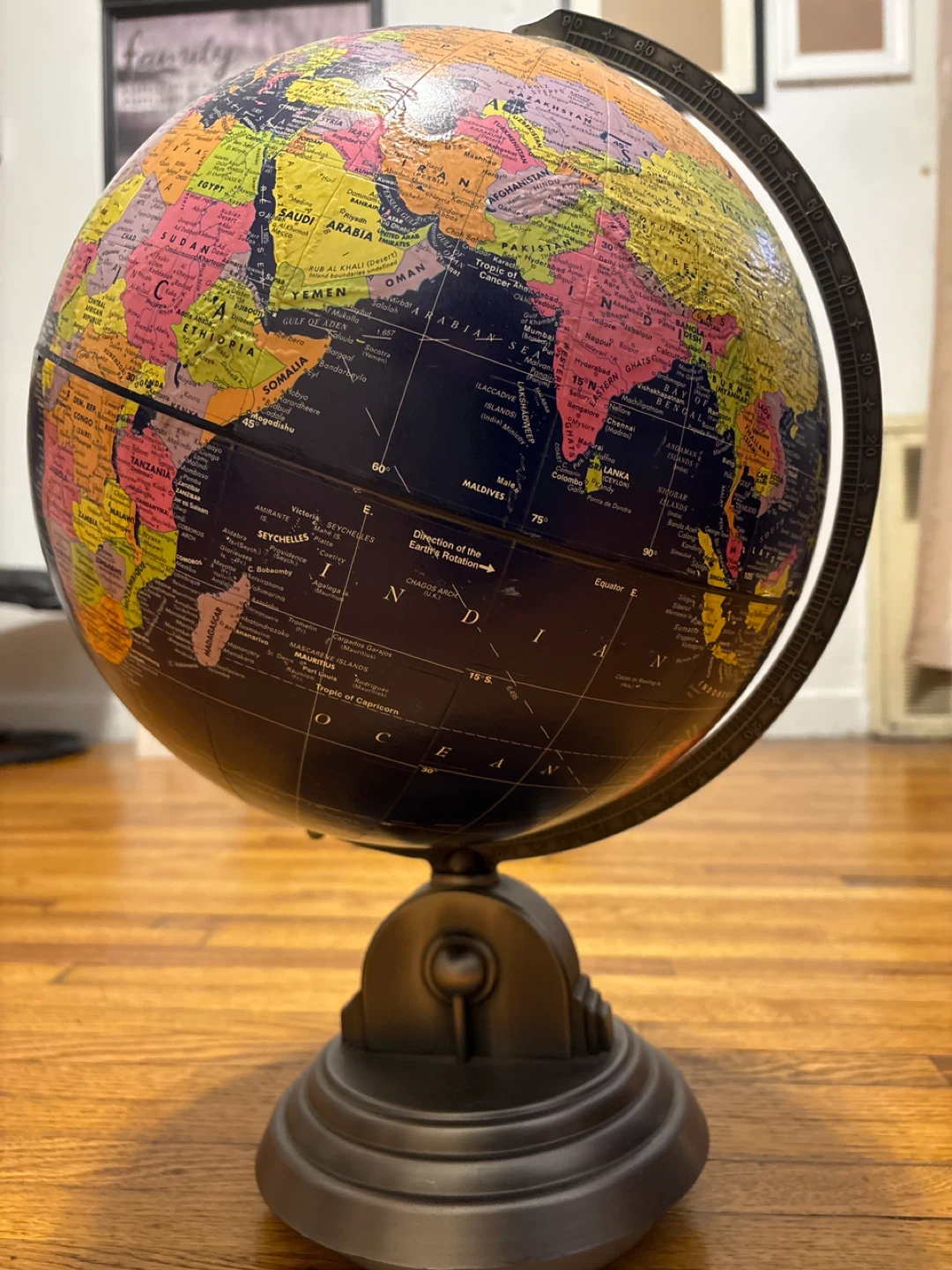 Globemaster 12 Inch Diameter Globe - photo 2