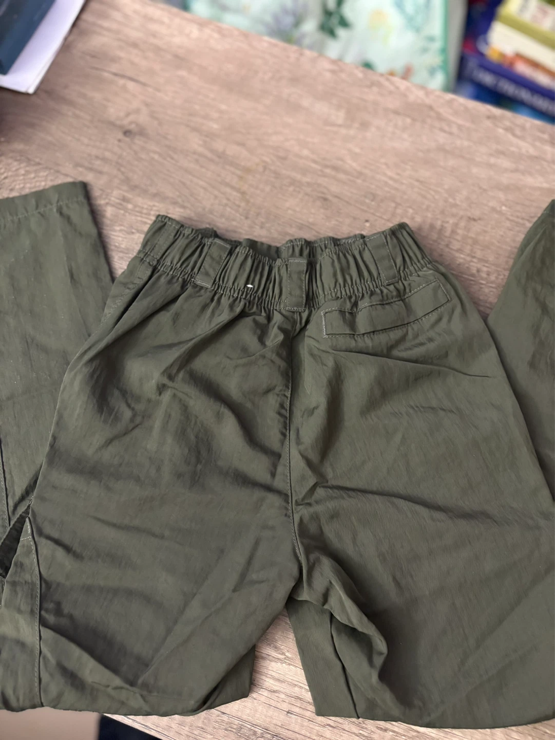Nike Cargo Pants - Olive Green - Size S kids - photo 2