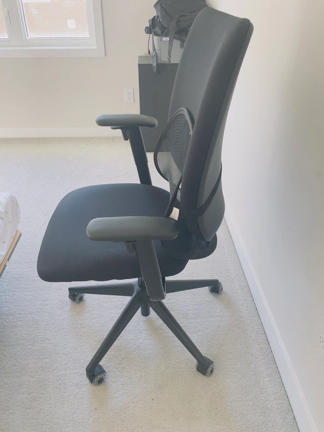 Selling Ergonomic Office Chair. Willing to negotiate - photo 2