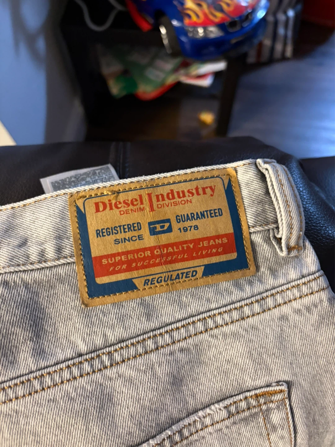 Diesel Industry Men's Grey Distressed Jeans L.30 Trouser - photo 5