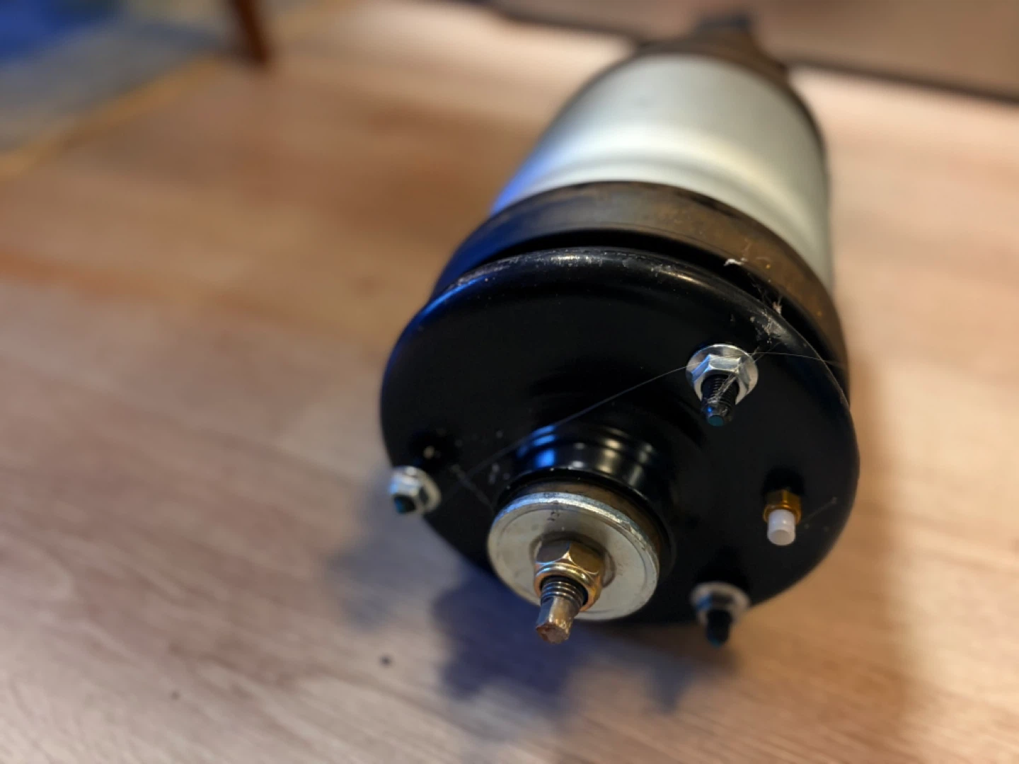 SunCore Industries Air Suspension Strut
