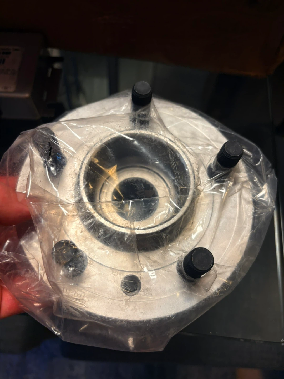 Wheel Hub Assembly 4631 515067 658