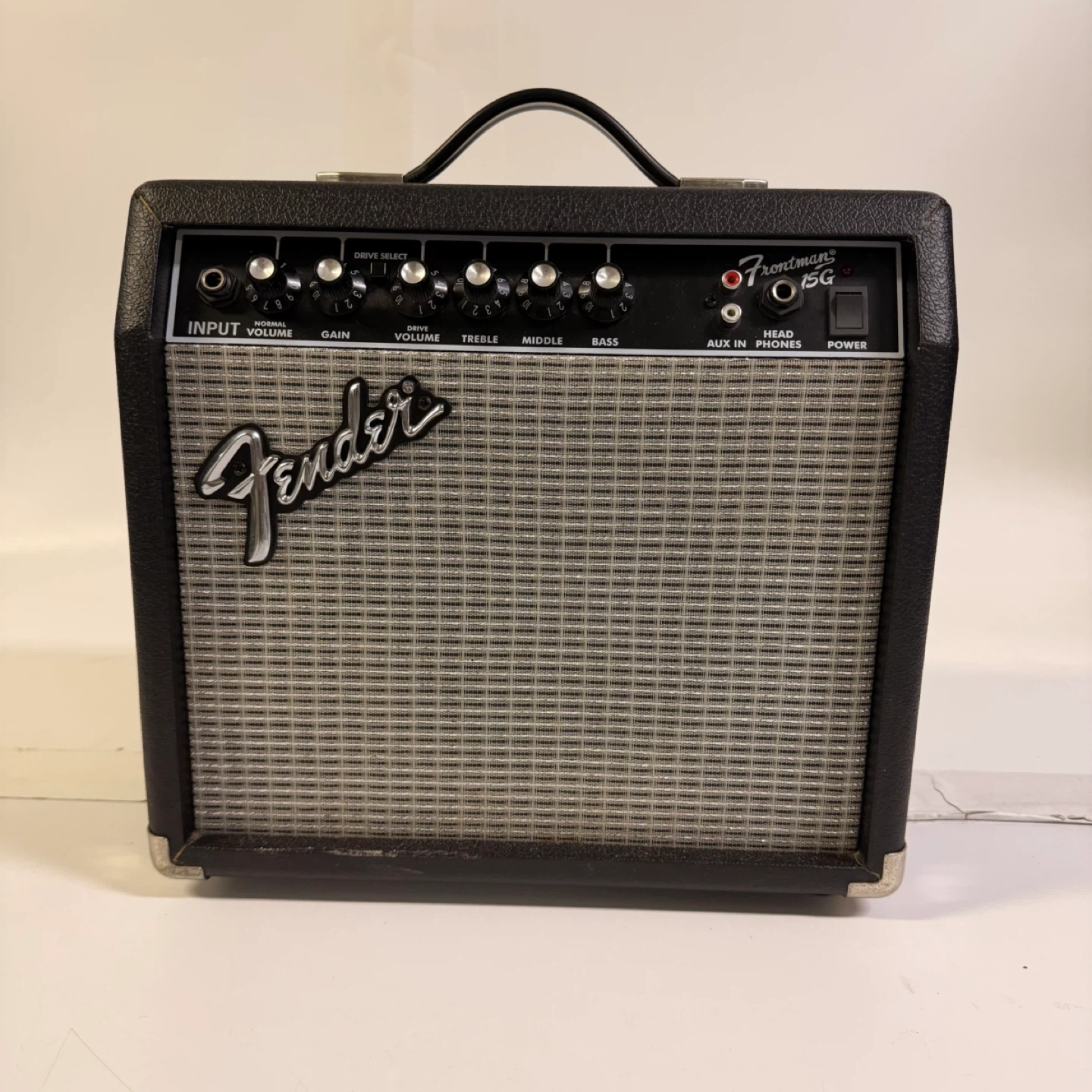 Fender Frontman 15G Guitar Amplifier - photo 2