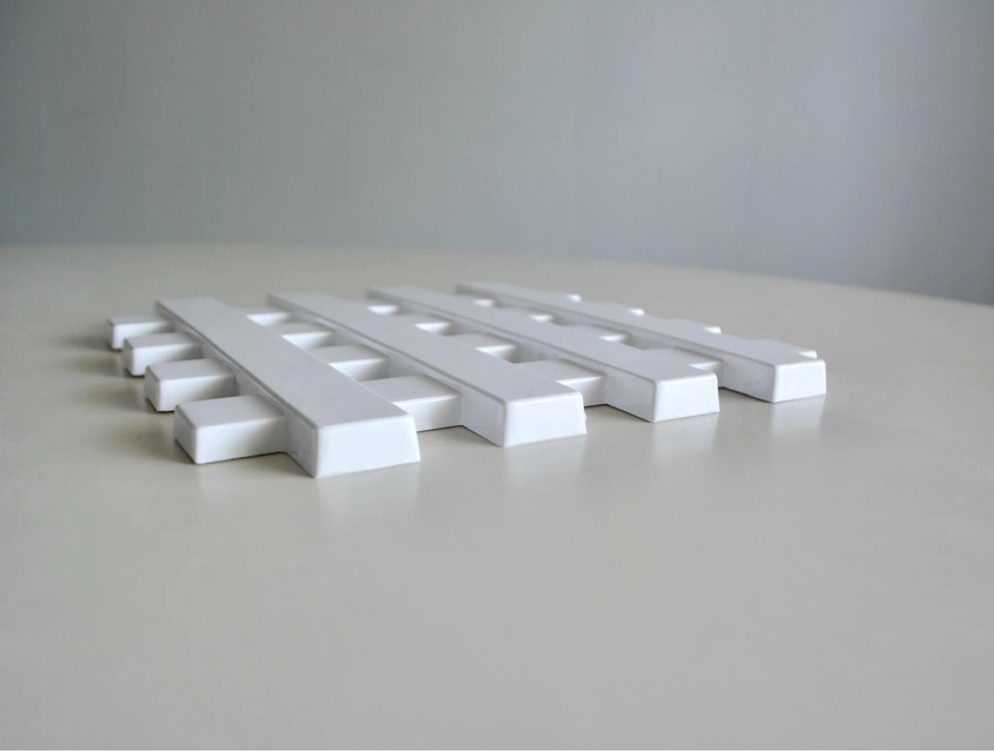 Vintage 1980s Copco White Melamine Lattice Heat Resistant Trivet - photo 2