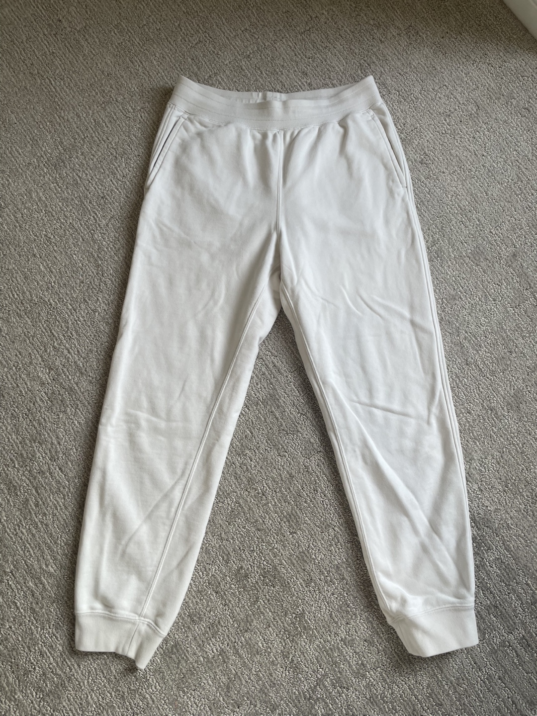 UNIQLO Cream Sweatpants Size M