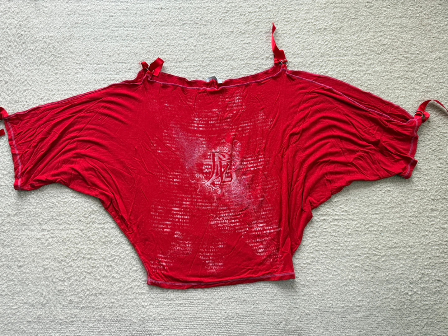 Red Batwing Sleeve Top with Asian Script Print