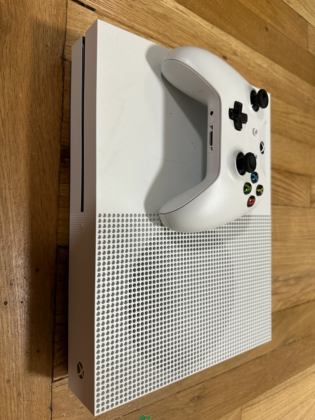 Microsoft Xbox One S 1TB Console - photo 2