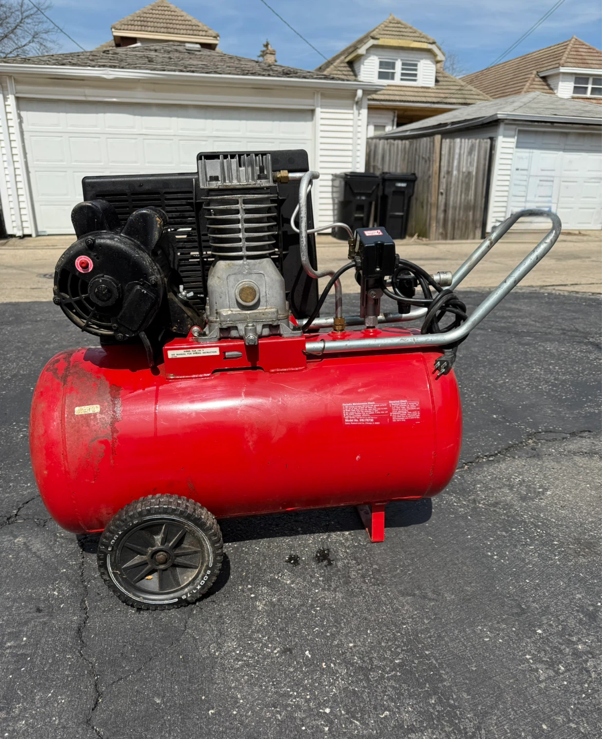 Craftsman 3 HP 20 Gallon Air Compressor $150.00 or best offer. - photo 4