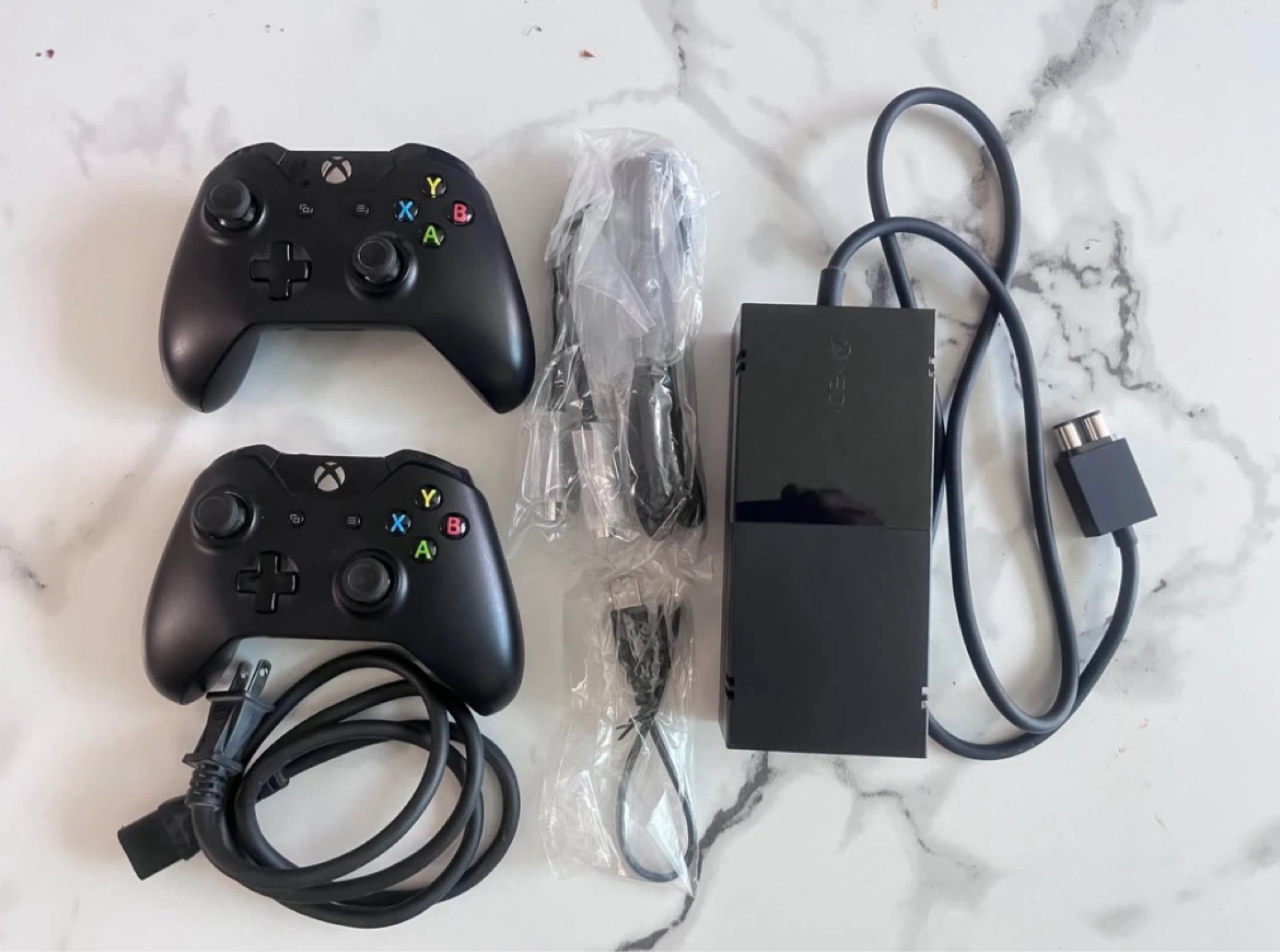 Xbox One 1TB Console Bundle with 4 Games - photo 2