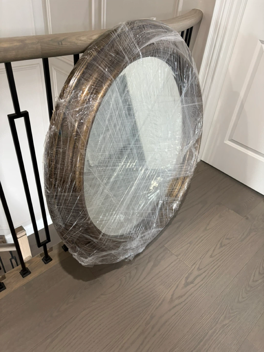 Round Decorative Mirror - photo 2