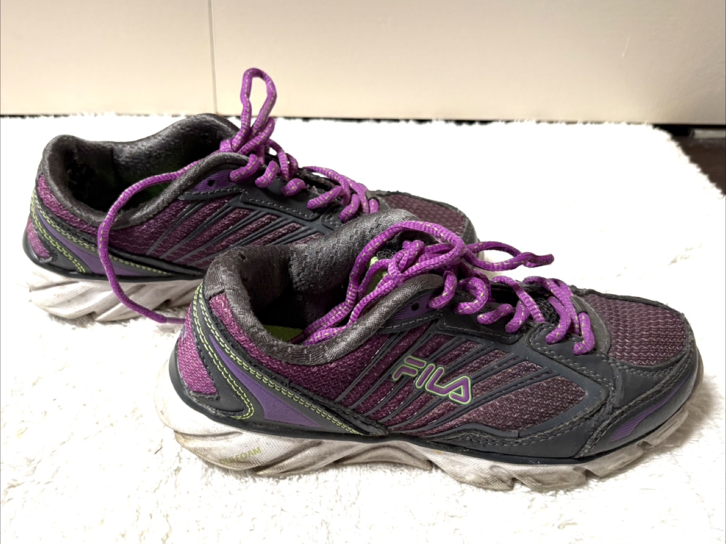 Fila Running Shoes Purple/Grey Size 6 - photo 4