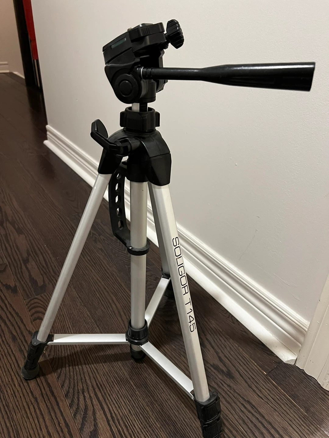 Soligor T45 Tripod - photo 2