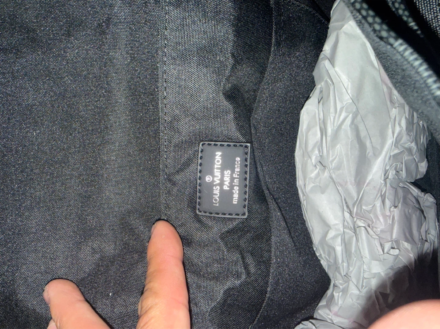 Louis Vuitton Damier Graphite Messenger Bag - photo 5
