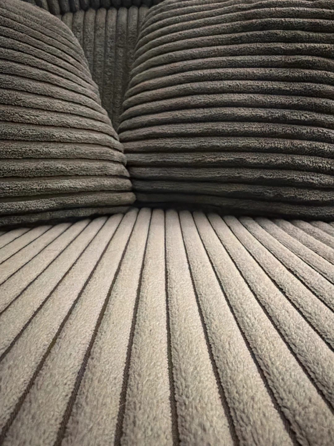 Green Corduroy Accent Chair with Two Pillows - photo 2