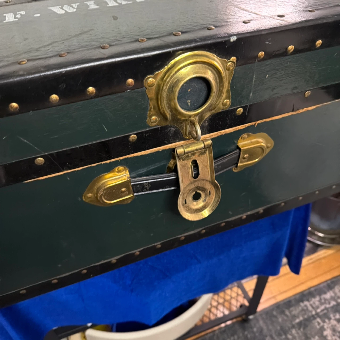 Vintage Herald Trunk with "F. WIKSTROM" Personalization - photo 4