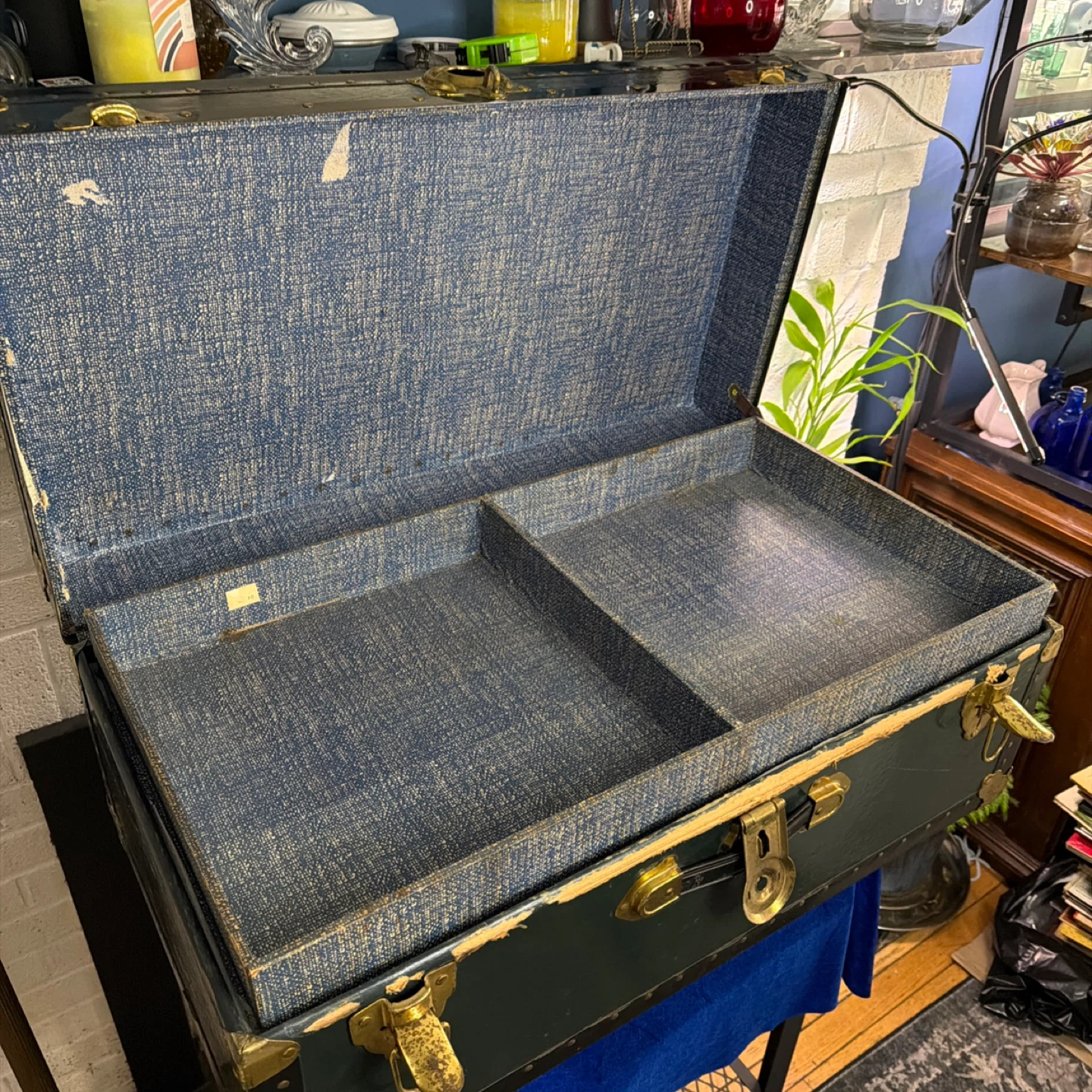 Vintage Herald Trunk with "F. WIKSTROM" Personalization - photo 5