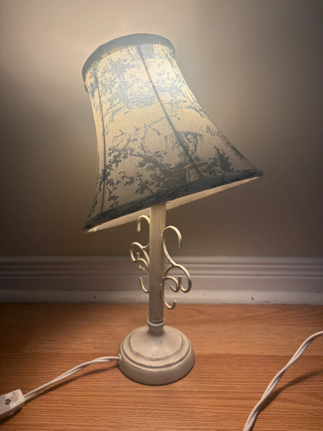 Small Decorative Table Lamp