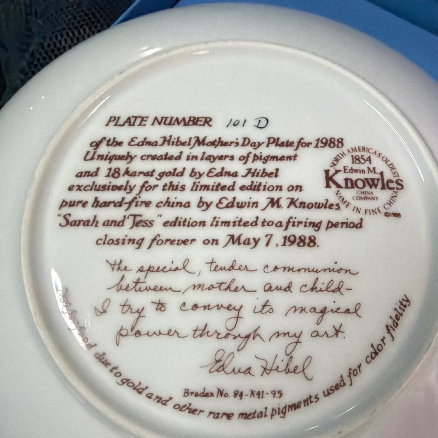 The Edna Hibel 1988 Mother's Day Plate by Knowles - photo 4