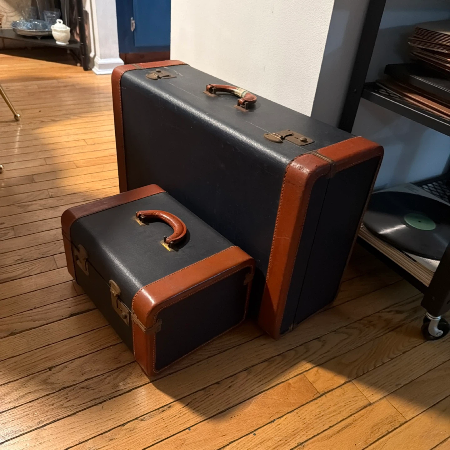 Vintage Luggage Set - Two Piece Suitcase Set