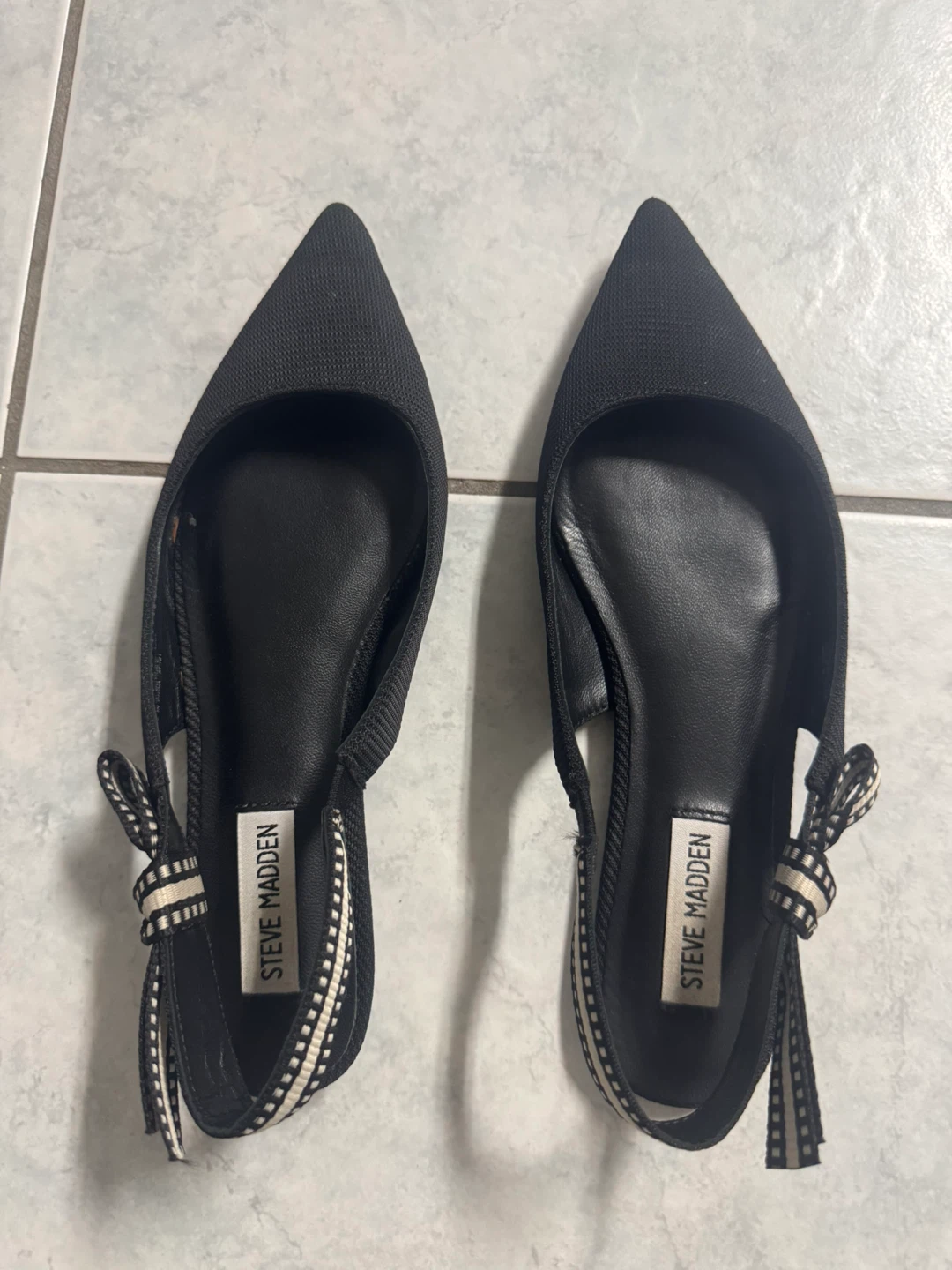 Steve Madden Black Pointed Toe Slingback Flats
