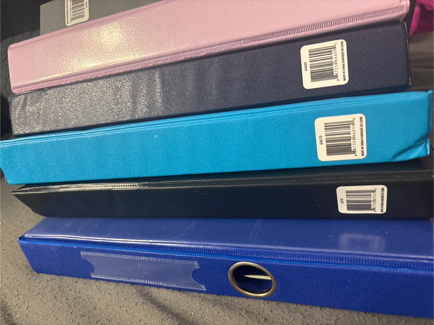 Bundle of 6 Binders