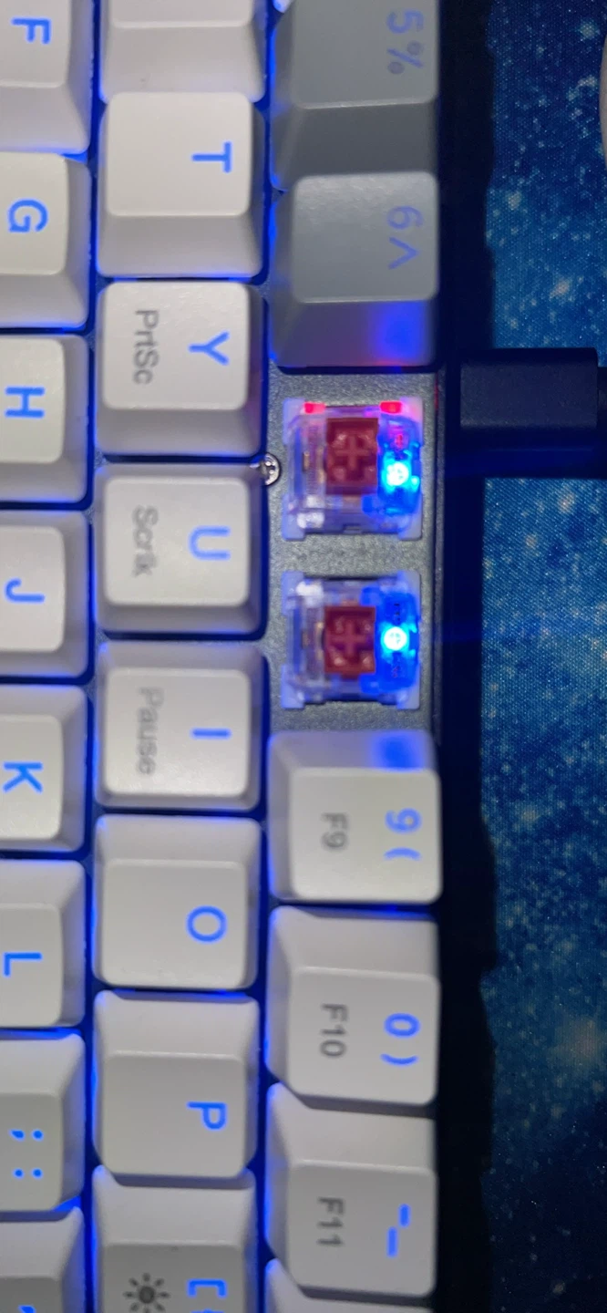60% Mechanical Keyboard with RGB Backlighting - photo 2