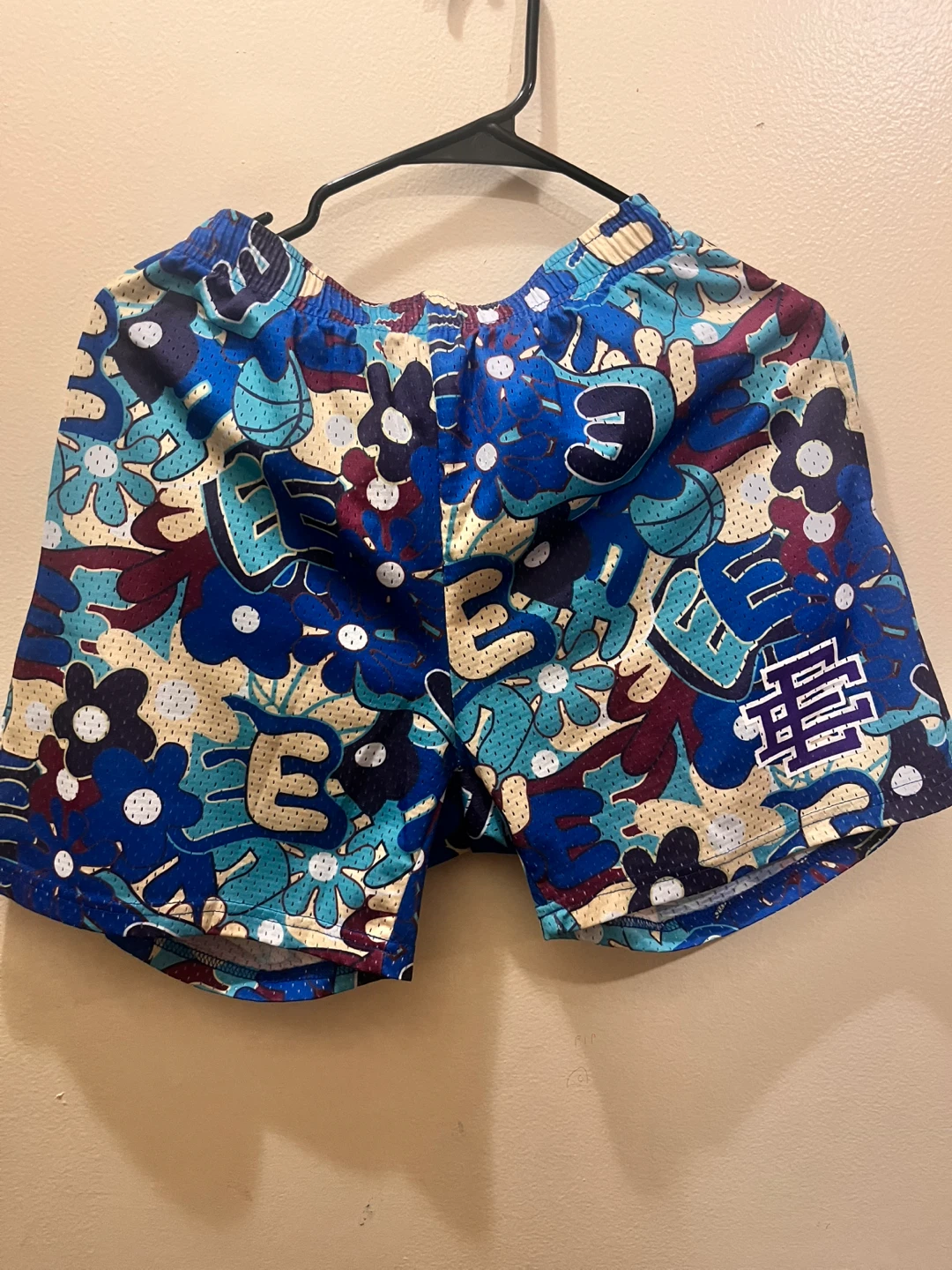 EE Basic Shorts