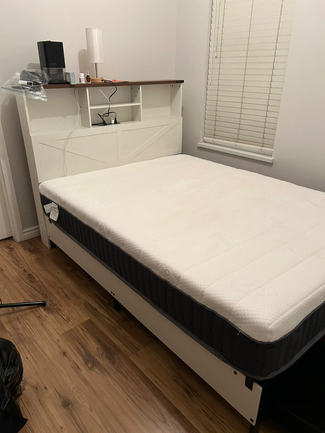 White double Size Bed Frame with Storage Drawers