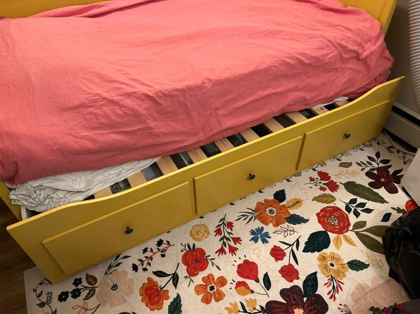 Yellow Daybed with 3 Drawers - photo 3