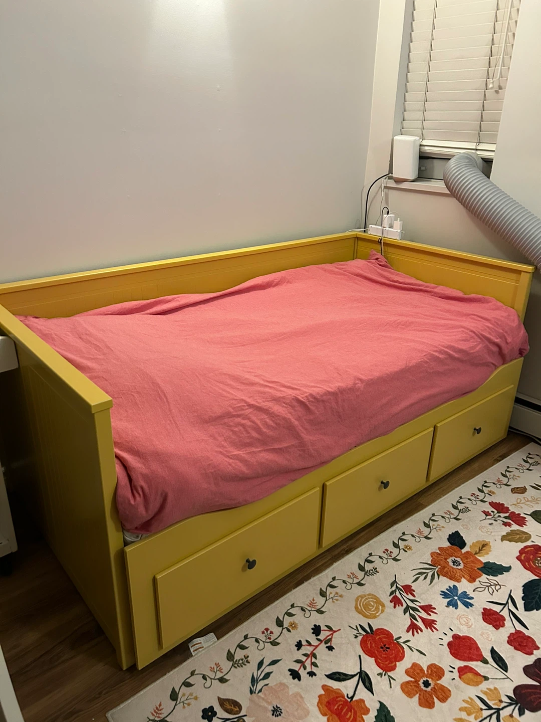 Yellow Daybed with 3 Drawers - photo 2