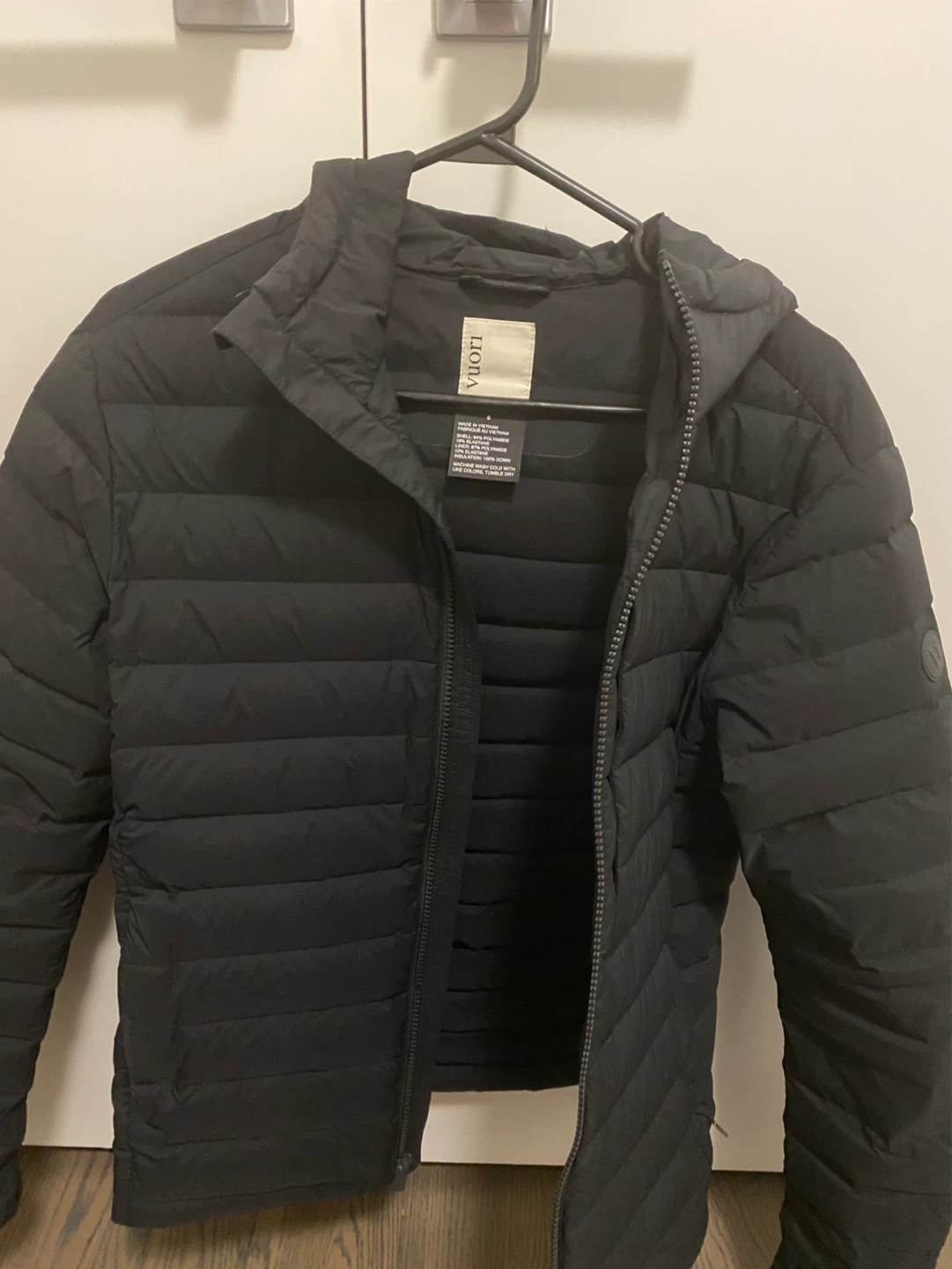 Vuori Black Puffer Jacket - Size S