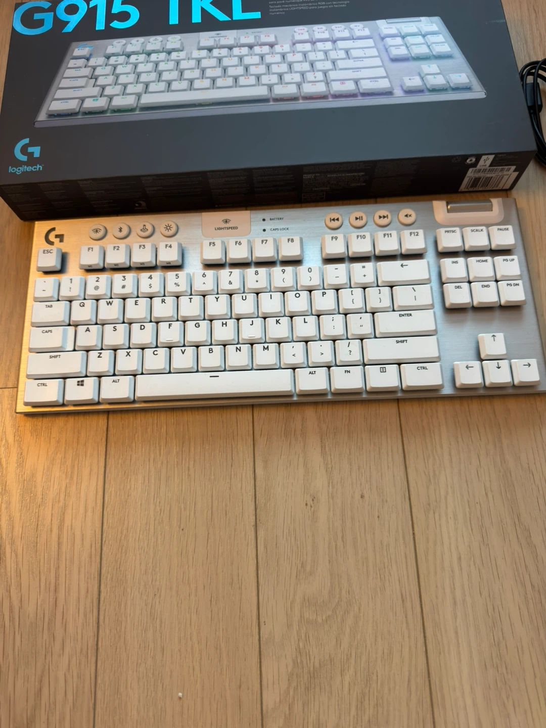 Logitech G915 TKL Lightspeed Wireless RGB Gaming Keyboard - photo 2