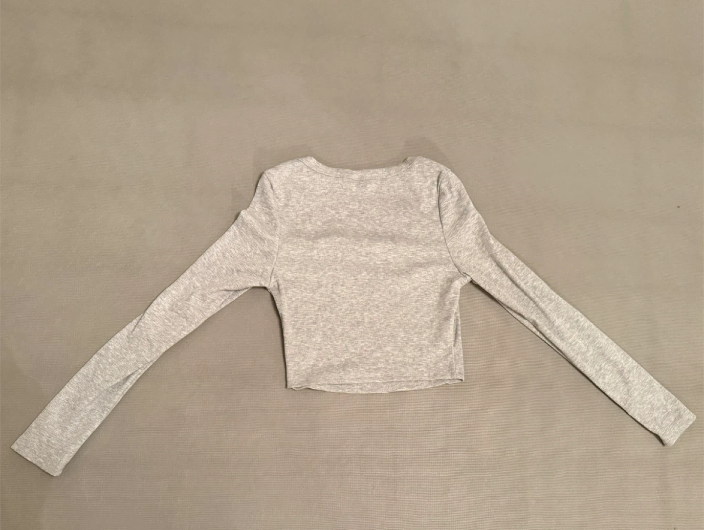 Grey Long Sleeve Cropped Top - photo 2