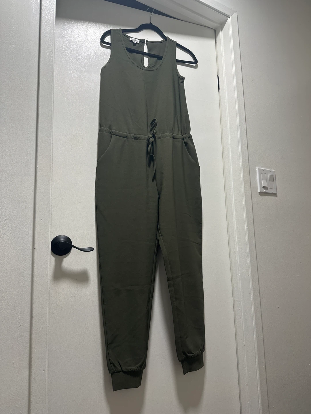 Olive Green Sleeveless Jumpsuit