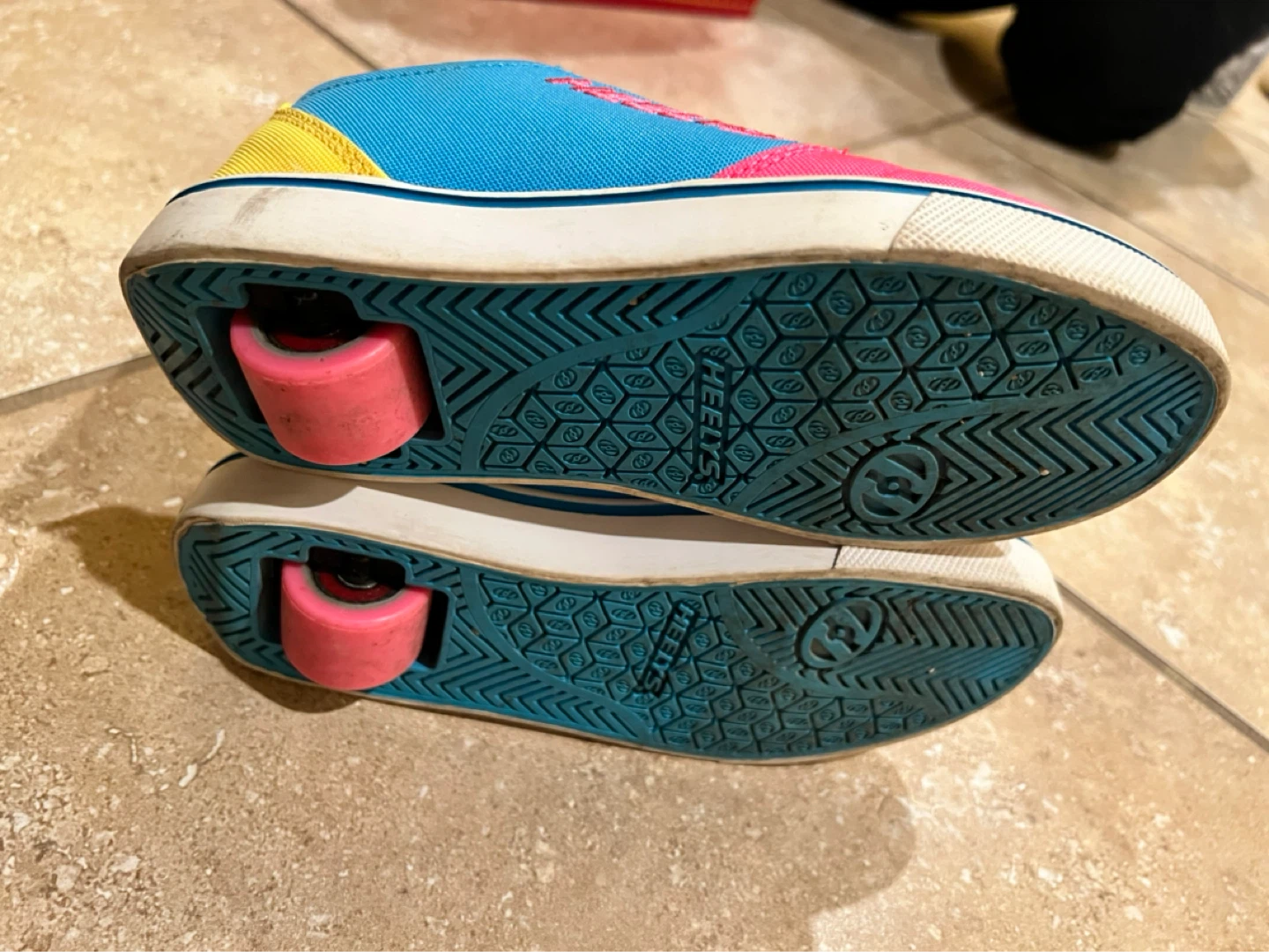 Heelys Roller Shoes - photo 3