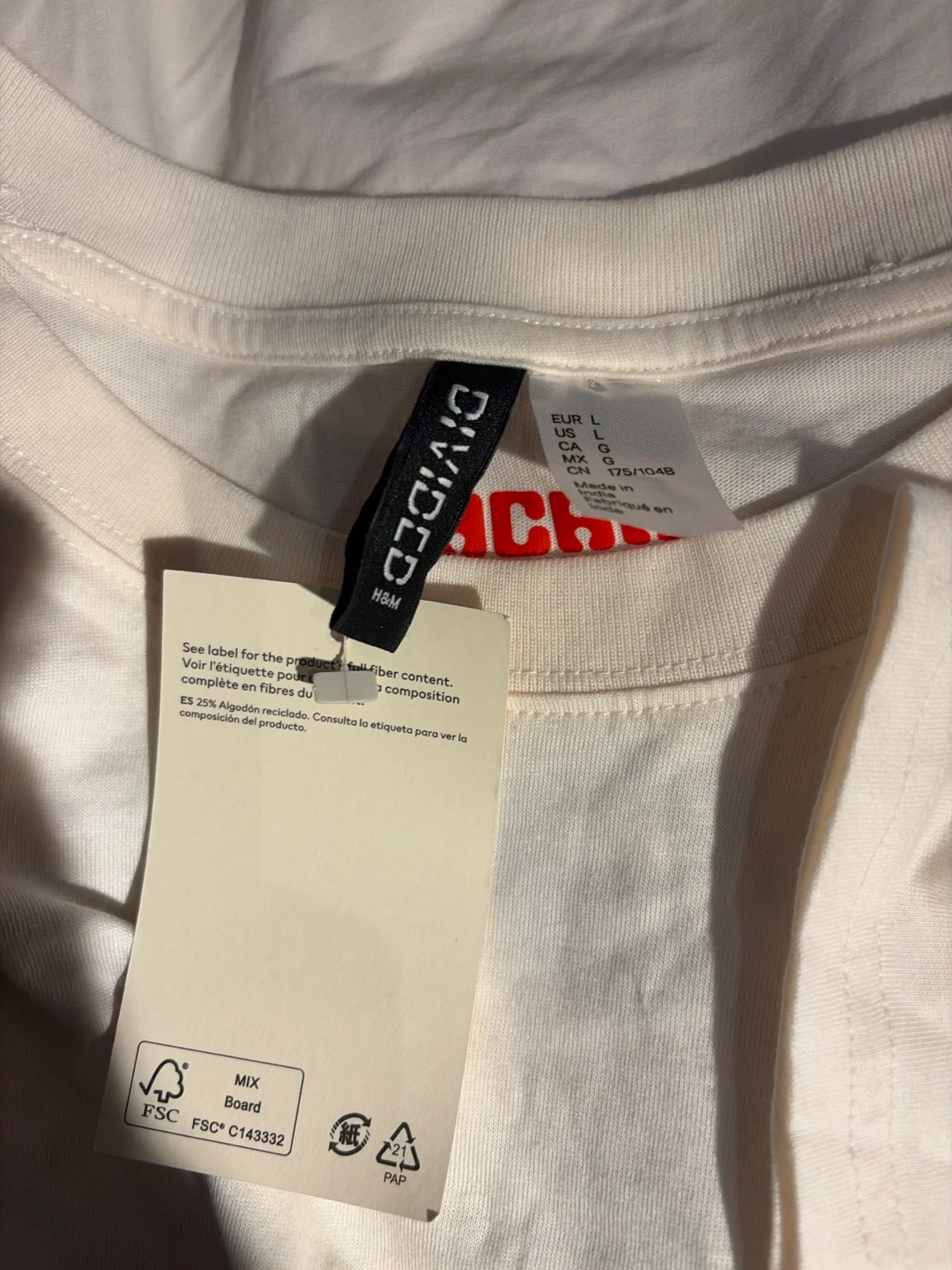 H&M T-Shirt brand new with tags Size Large - photo 3