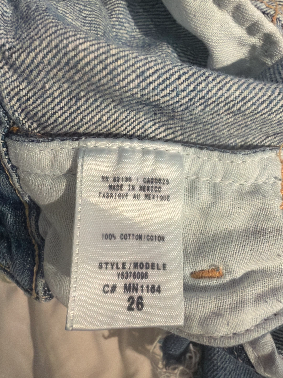 Vintage Guess Jeans Embroidered Jean Shorts Size 26 - photo 3