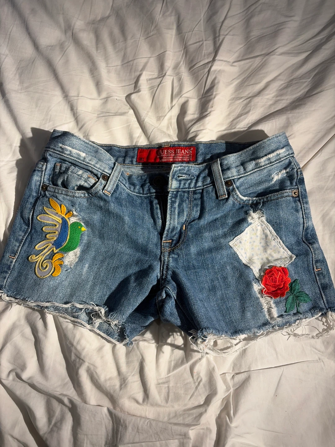 Vintage Guess Jeans Embroidered Jean Shorts Size 26