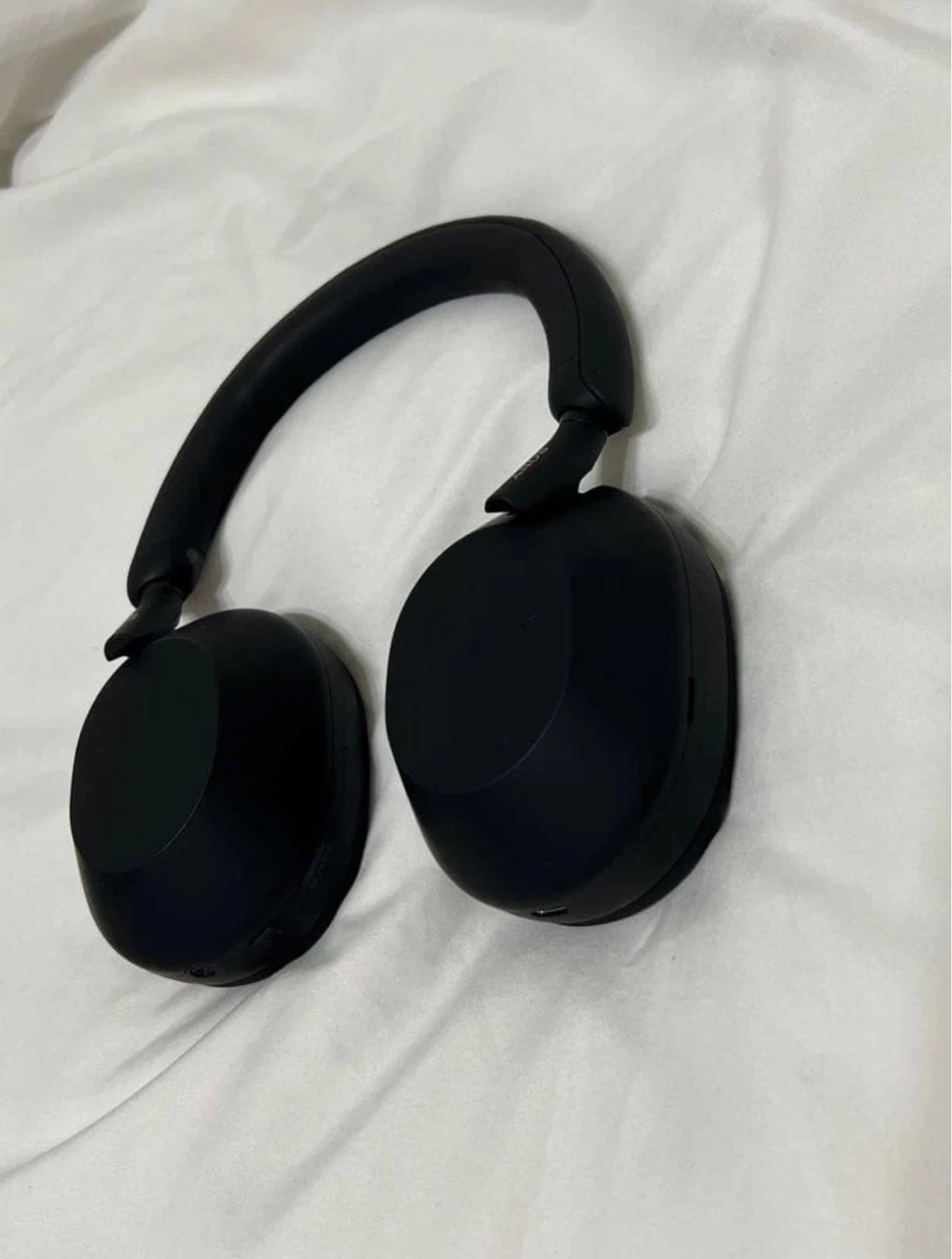 Sony WH-1000XM5 Noise Cancelling Headphones - Black - photo 2