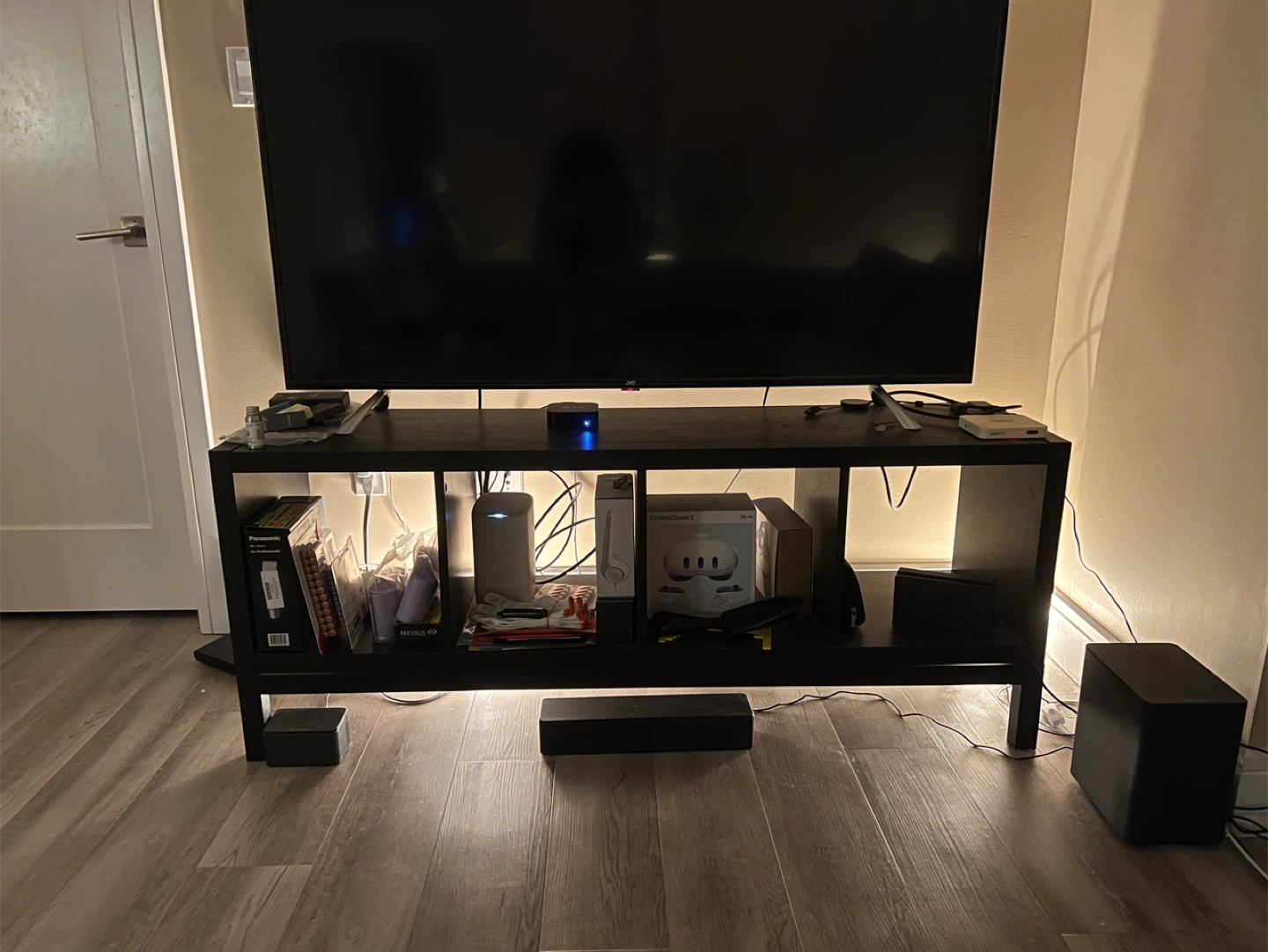 IKEA TV Stand / Console - photo 3
