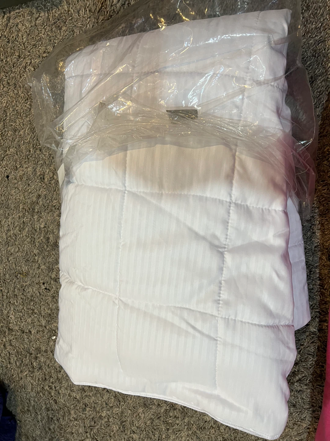 White Quilted Comforter/Duvet Insert
