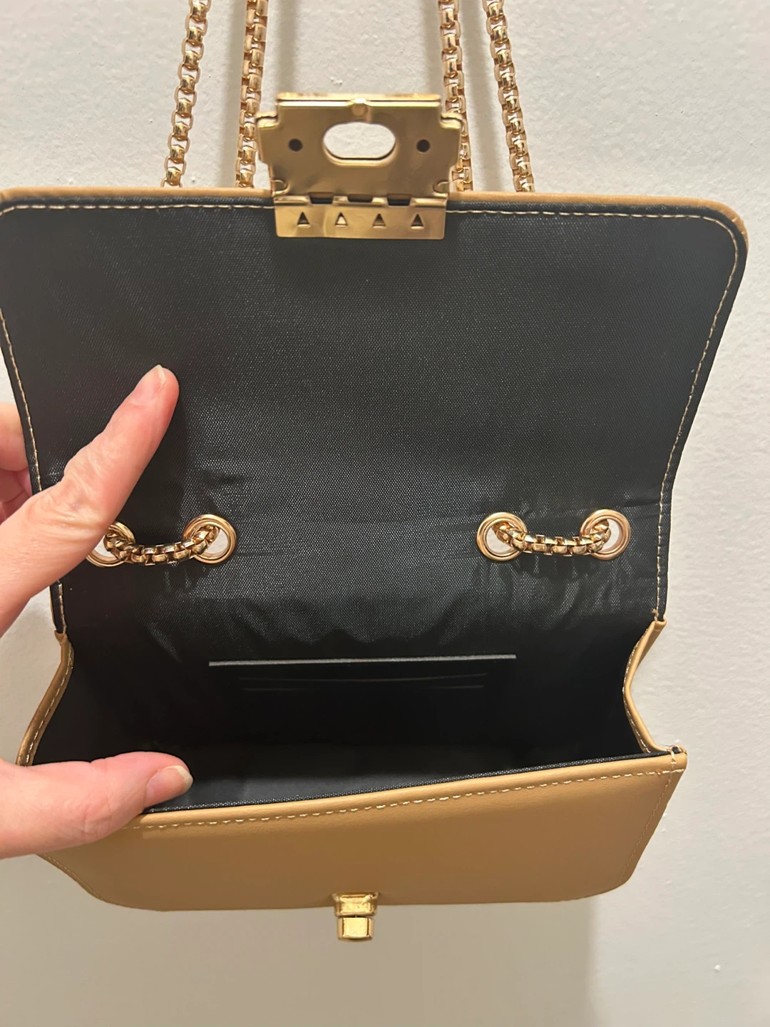Quilted Chain Shoulder Bag - photo 4