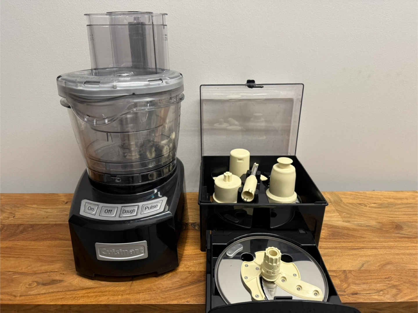 Cuisinart Food Processor - photo 2