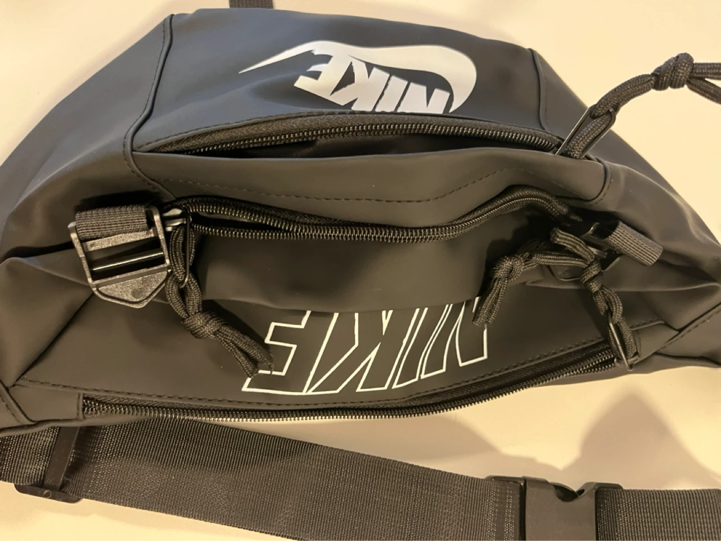 Black Nike Fanny Pack / Waist Bag - photo 4