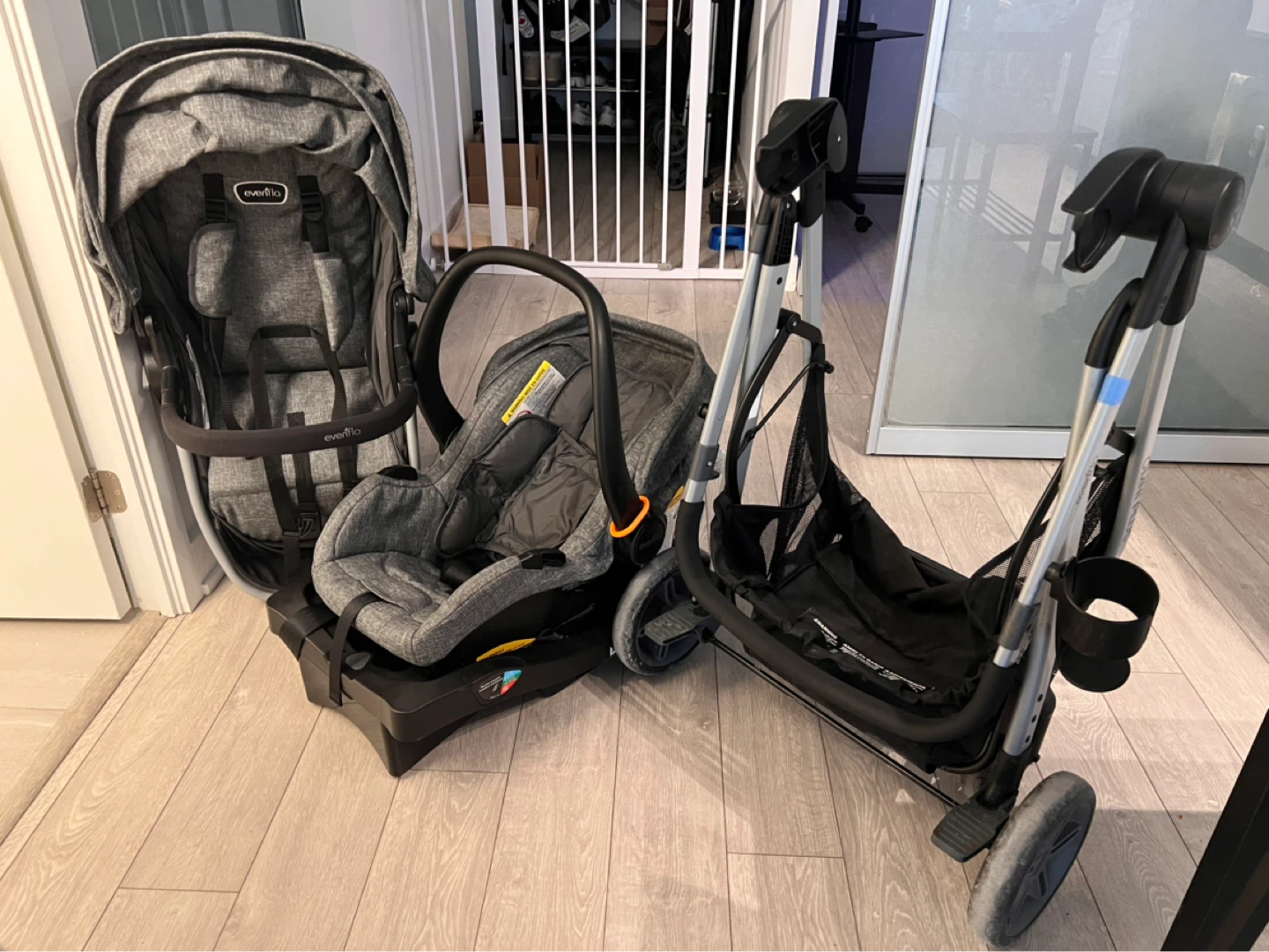 Evenflo Stroller Travel System with Car Seat