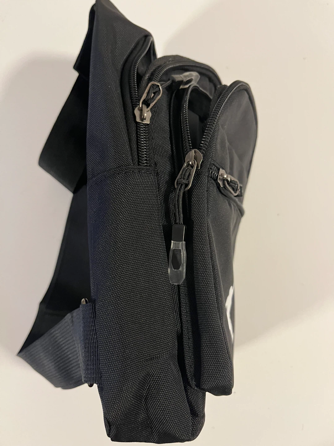 Jordan Black Sling Bag - photo 4