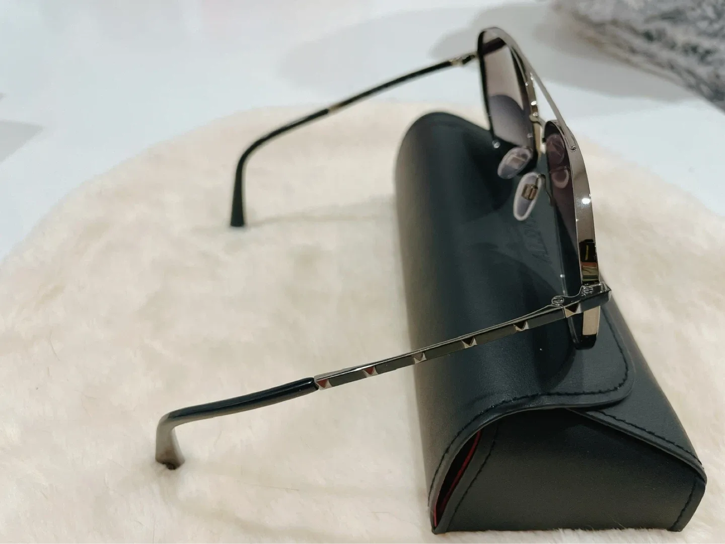 Valentino Aviator Sunglasses with Case and Box - photo 4