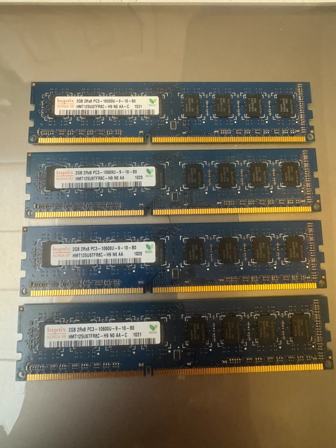 Hynix 8GB (4x2GB) DDR3 PC3-10600U RAM